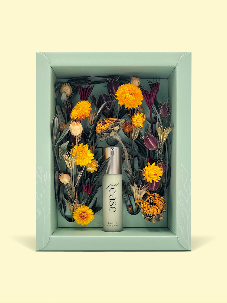just ease Influencer-Box mit Trockenblumen mit Creme Flacon