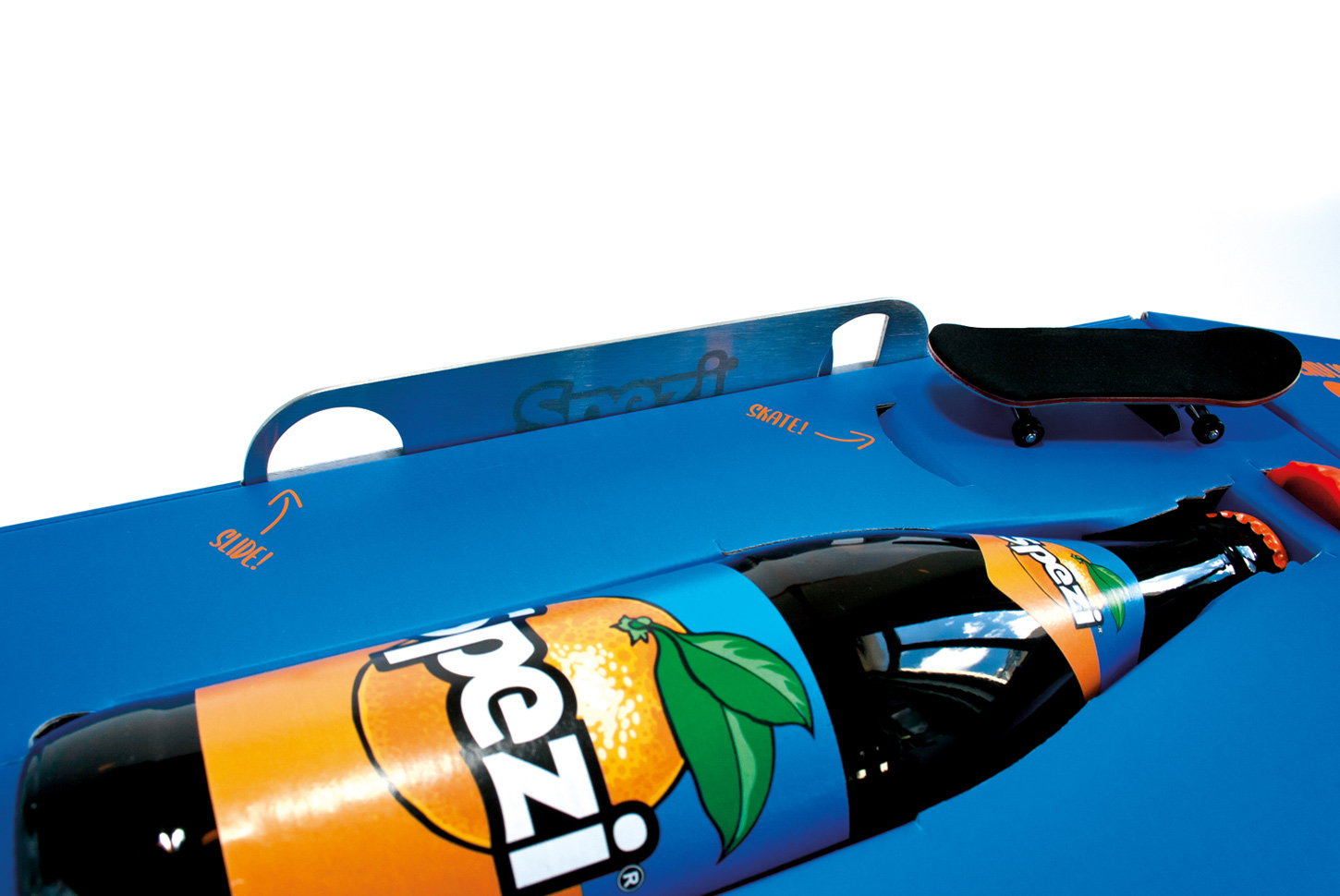Spezi Mehrweg Promotion Packagingdesign by Heysister